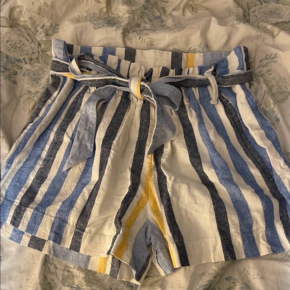 Striped Women's Shorts with Belt